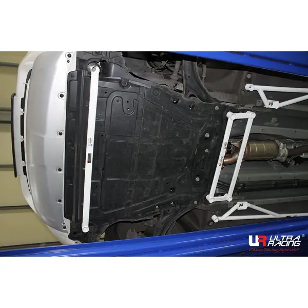 Barra estabilizadora / refuerzo Ultra Racing URKR-LA2-3078 para Renault Samsung Qm5 2.0D 2Wd 2007-2017
