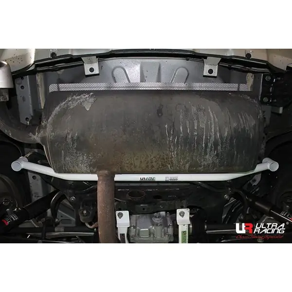 Barra estabilizadora / refuerzo Ultra Racing URKR-RL2-3104 para Renault Samsung Qm5 2.0D 2Wd 2007-2017
