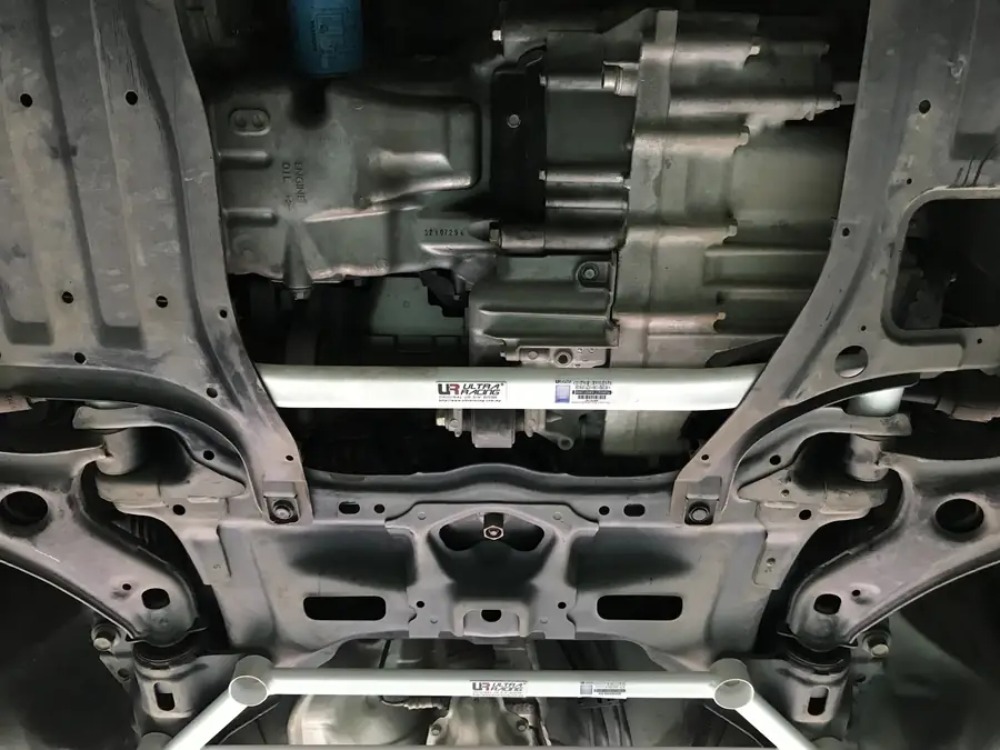 Barra estabilizadora / refuerzo Ultra Racing UR-LA2-506 para Honda Brio 1St Gen (Dd1/2) 1.2 2Wd 2011-2018