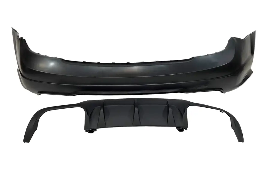 Paragolpes trasero Mercedes W204 2 / 4 Puertas Look AMG 2011-2013 - Plástico ABS
