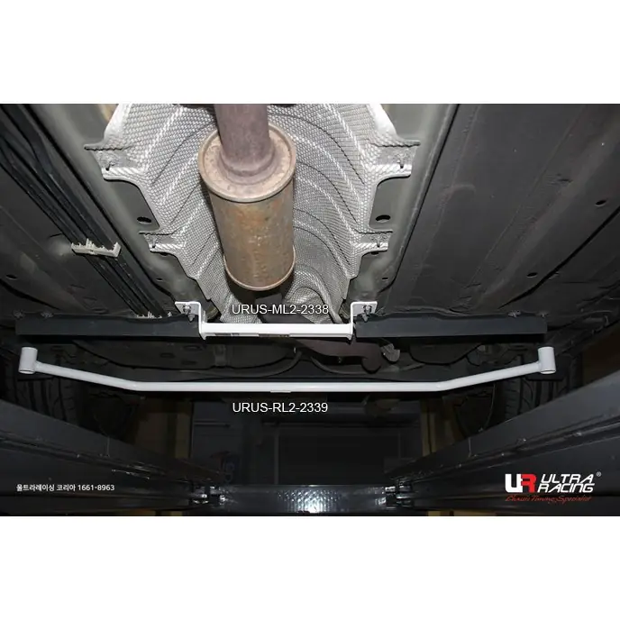 Barra estabilizadora / refuerzo Ultra Racing URUS-RL2-2339 para Nissan Juke 1St Gen (F15) 1.5 2Wd 2011-2017