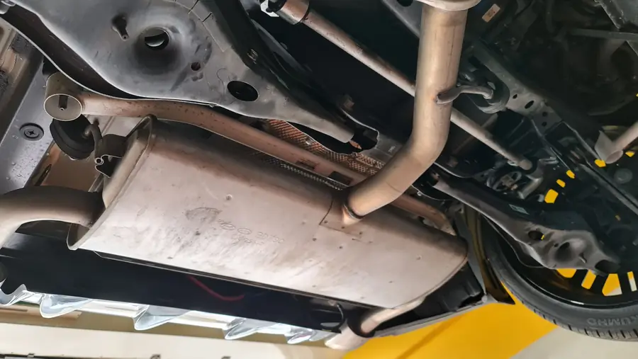 Barra estabilizadora / refuerzo Ultra Racing URKR-RL2-3557 para Kia Cerato K3 Bd - Gt 1.6T 2Wd Facelift 2021-Present