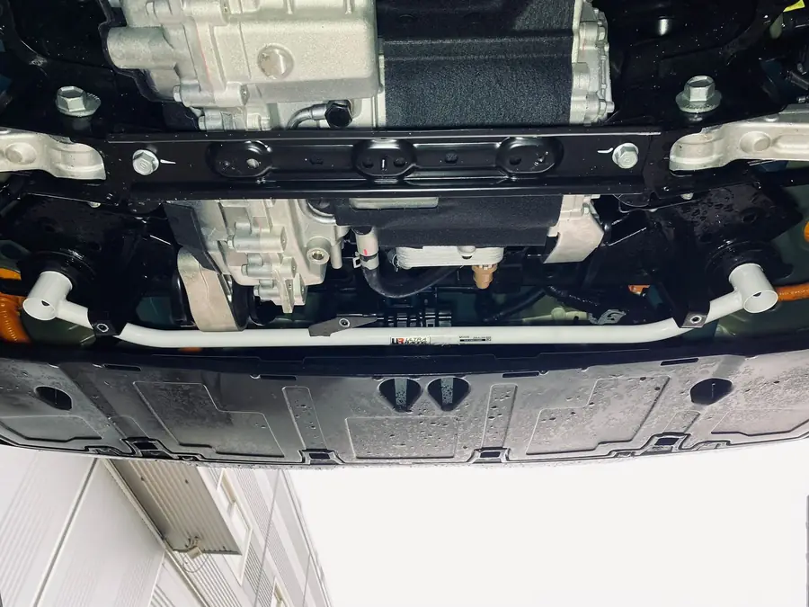 Barra estabilizadora / refuerzo Ultra Racing URKR-RL2-4500 para Kia Ev9 (Ev) 4Wd (Suv)(Lhd) 2023-Present