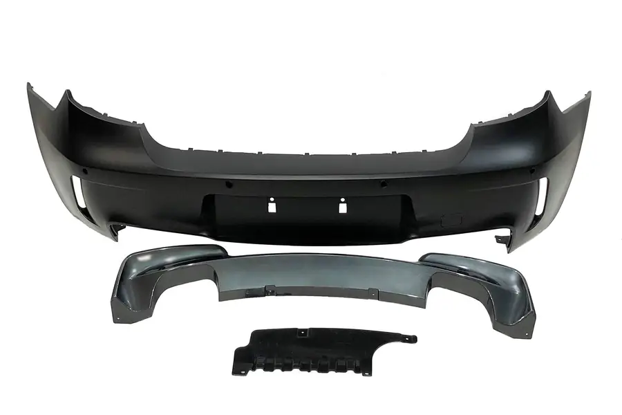 Paragolpes trasero BMW E87 / E81 3-5 P Look M1 05 11 - Plástico ABS